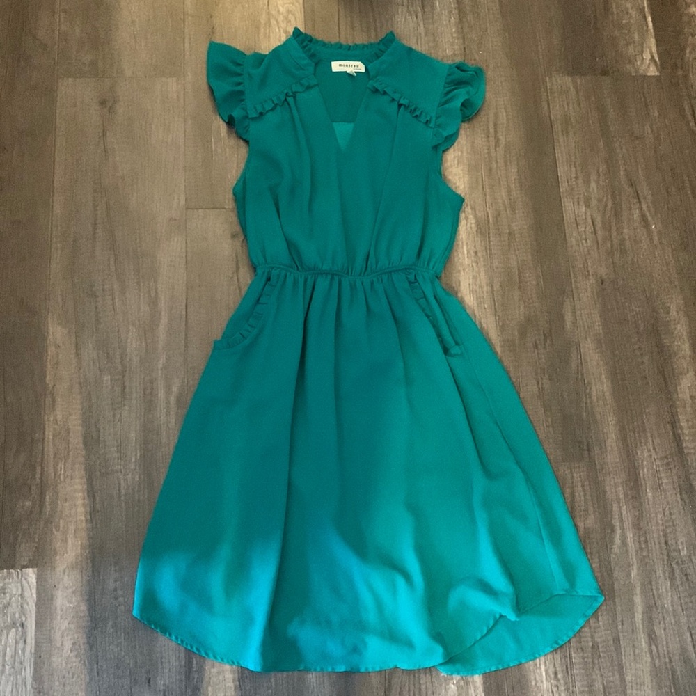 Monteau High-Low Cap Sleeve Dre’s